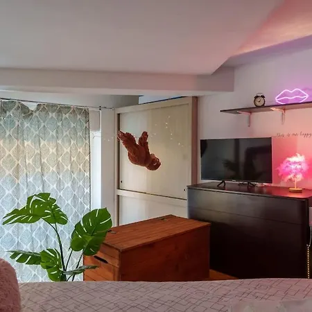Insthouse - Let's Chill It! *