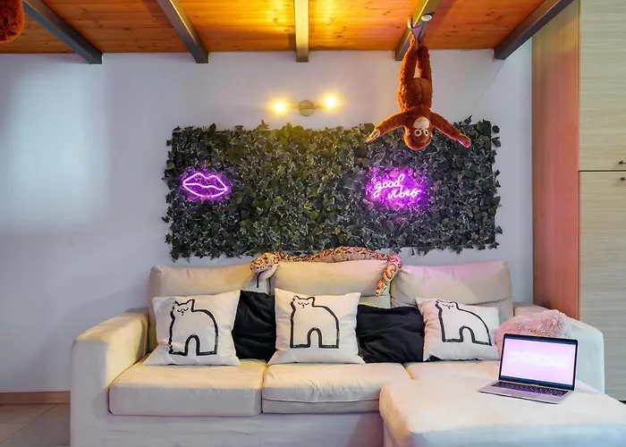 Insthouse - Let's Chill It! * Milano